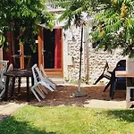 Domaine De Rochebonne * Saint-Just-Luzac