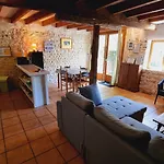 Domaine De Rochebonne بيت للعطل Saint-Just-Luzac
