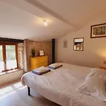 بيت للعطل Domaine De Rochebonne *