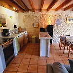 بيت للعطل Domaine De Rochebonne Saint-Just-Luzac