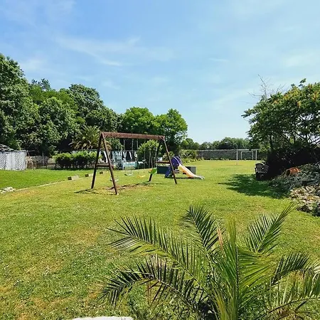 בית נופש Domaine De Rochebonne *