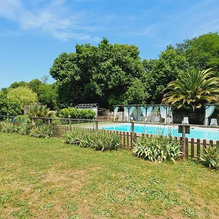 Domaine De Rochebonne * Saint-Just-Luzac