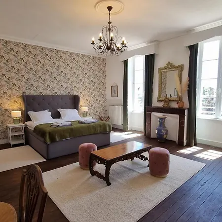 Domaine De Rochebonne Holiday home *