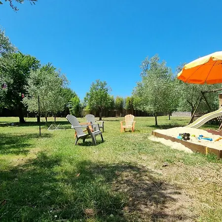 Holiday home Domaine De Rochebonne