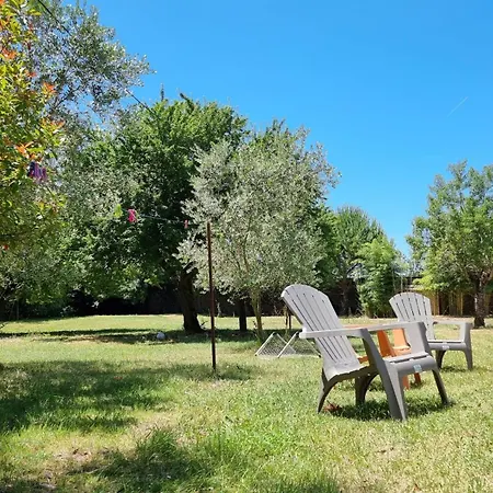 בית נופש Domaine De Rochebonne Saint-Just-Luzac