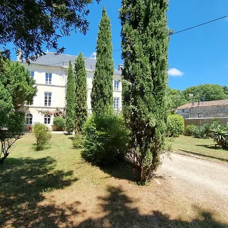 Domaine De Rochebonne בית נופש *