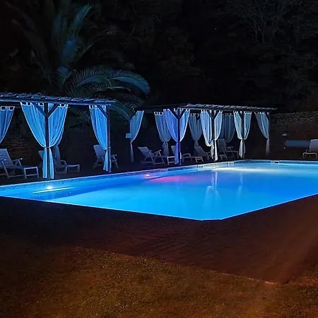 Domaine De Rochebonne Vakantiehuis *