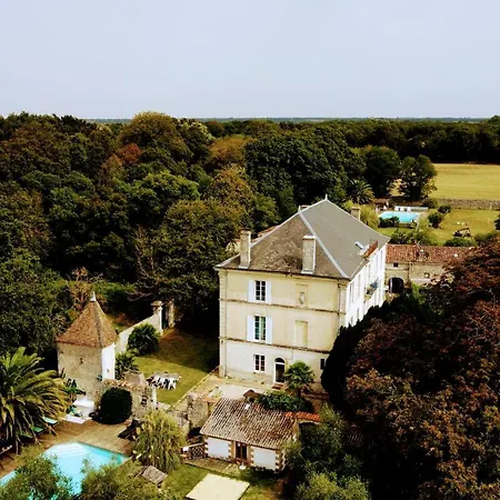 בית נופש Domaine De Rochebonne Saint-Just-Luzac